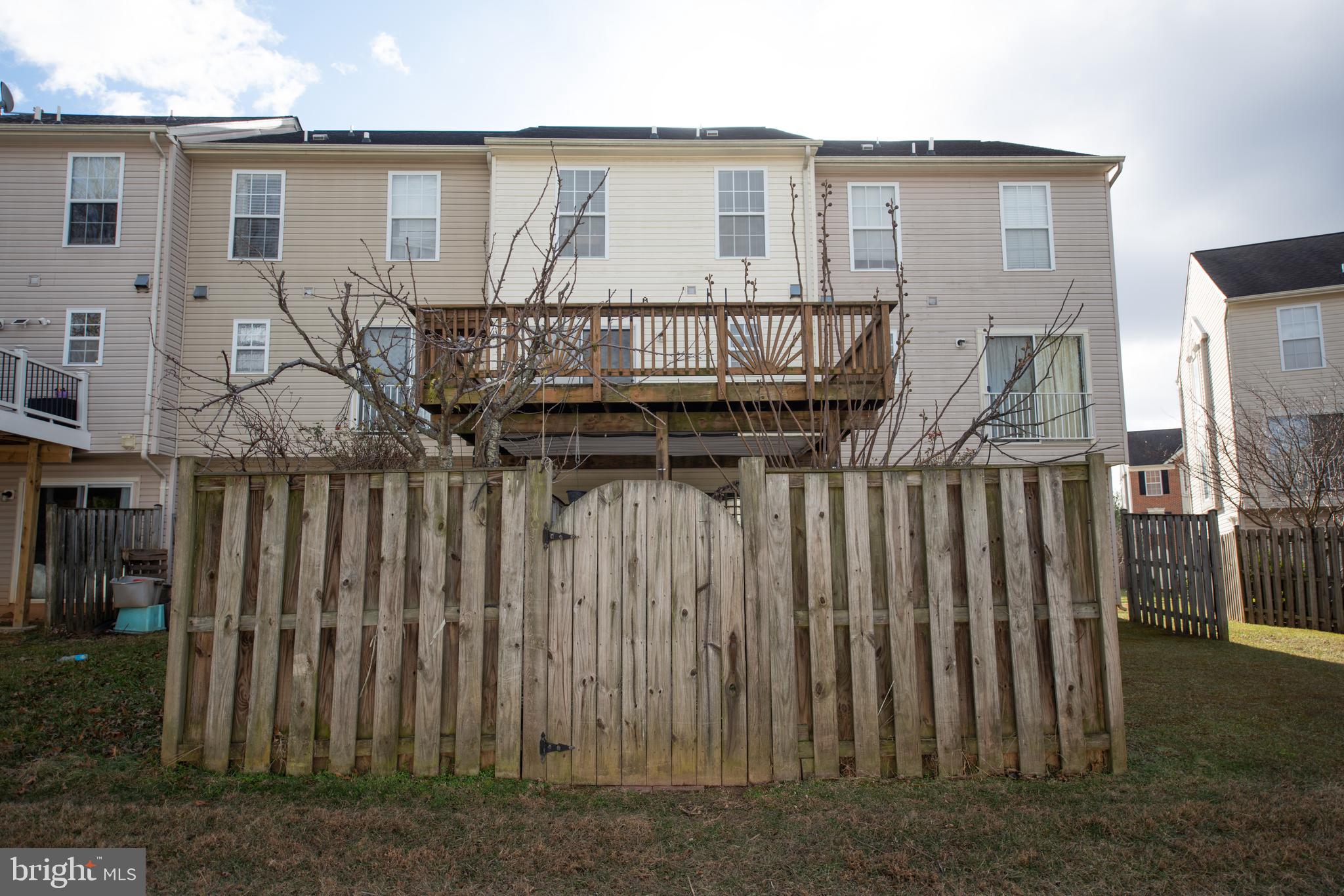 HOYLES MILL VILLAGE - Residential