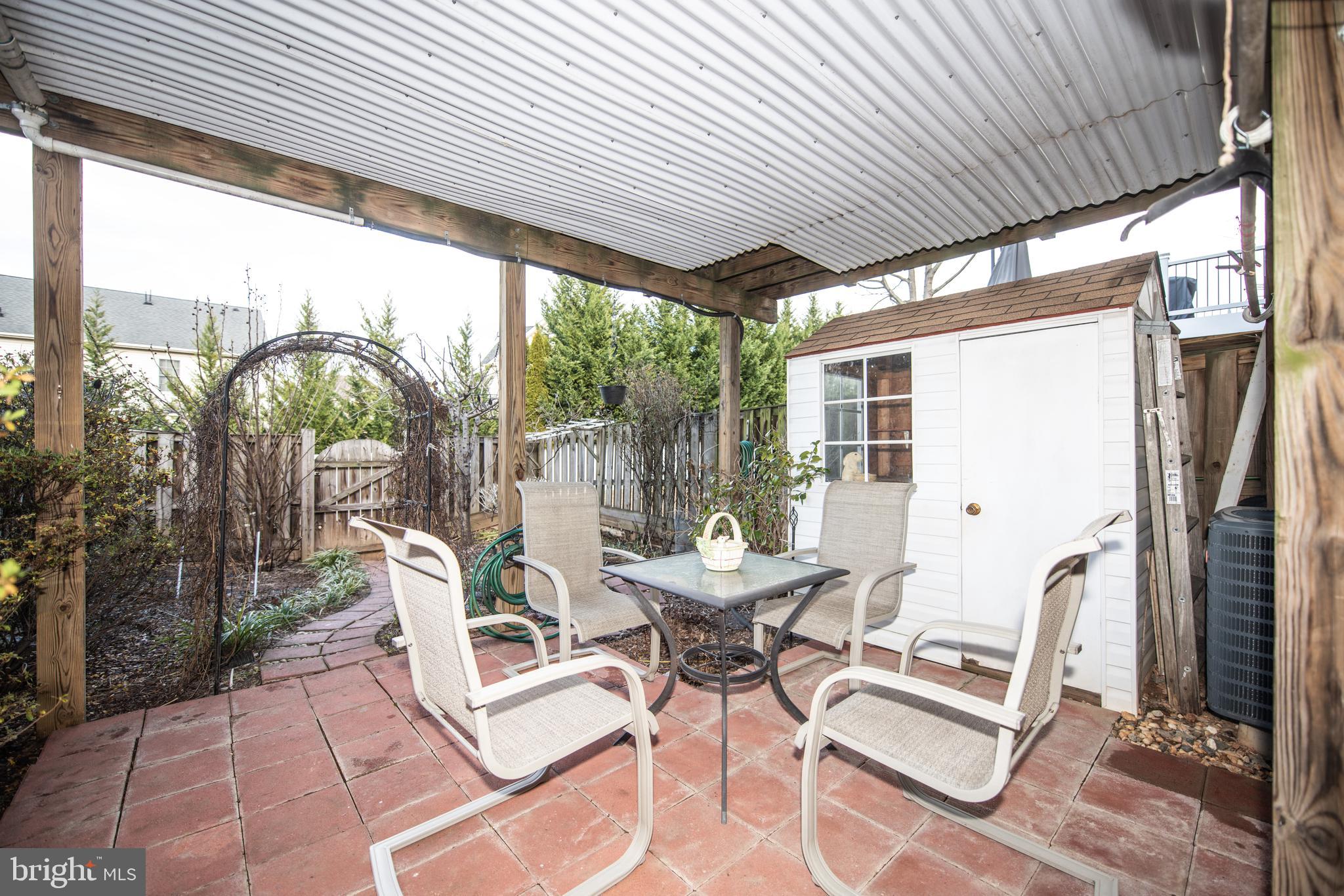 HOYLES MILL VILLAGE - Residential