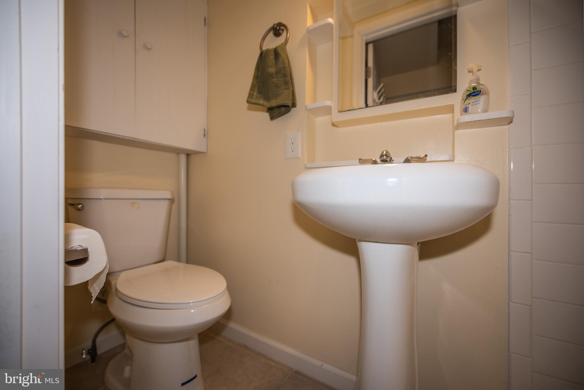 HOYLES MILL VILLAGE - Residential