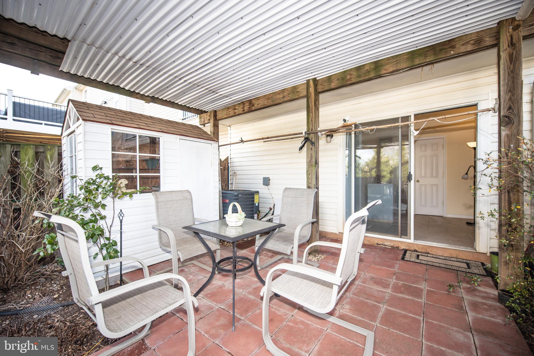 HOYLES MILL VILLAGE - Residential