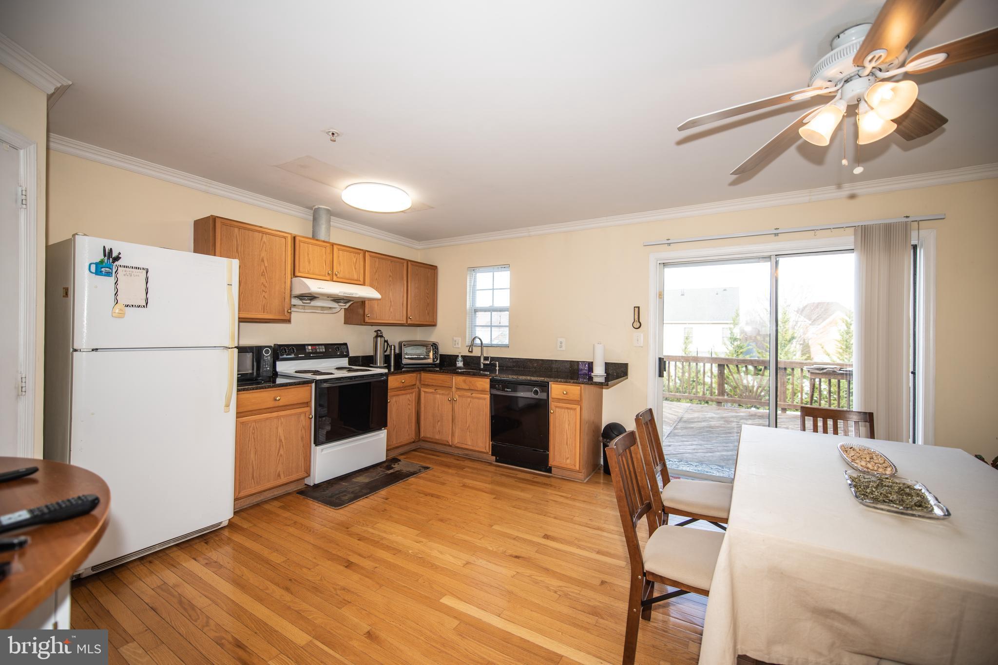 HOYLES MILL VILLAGE - Residential