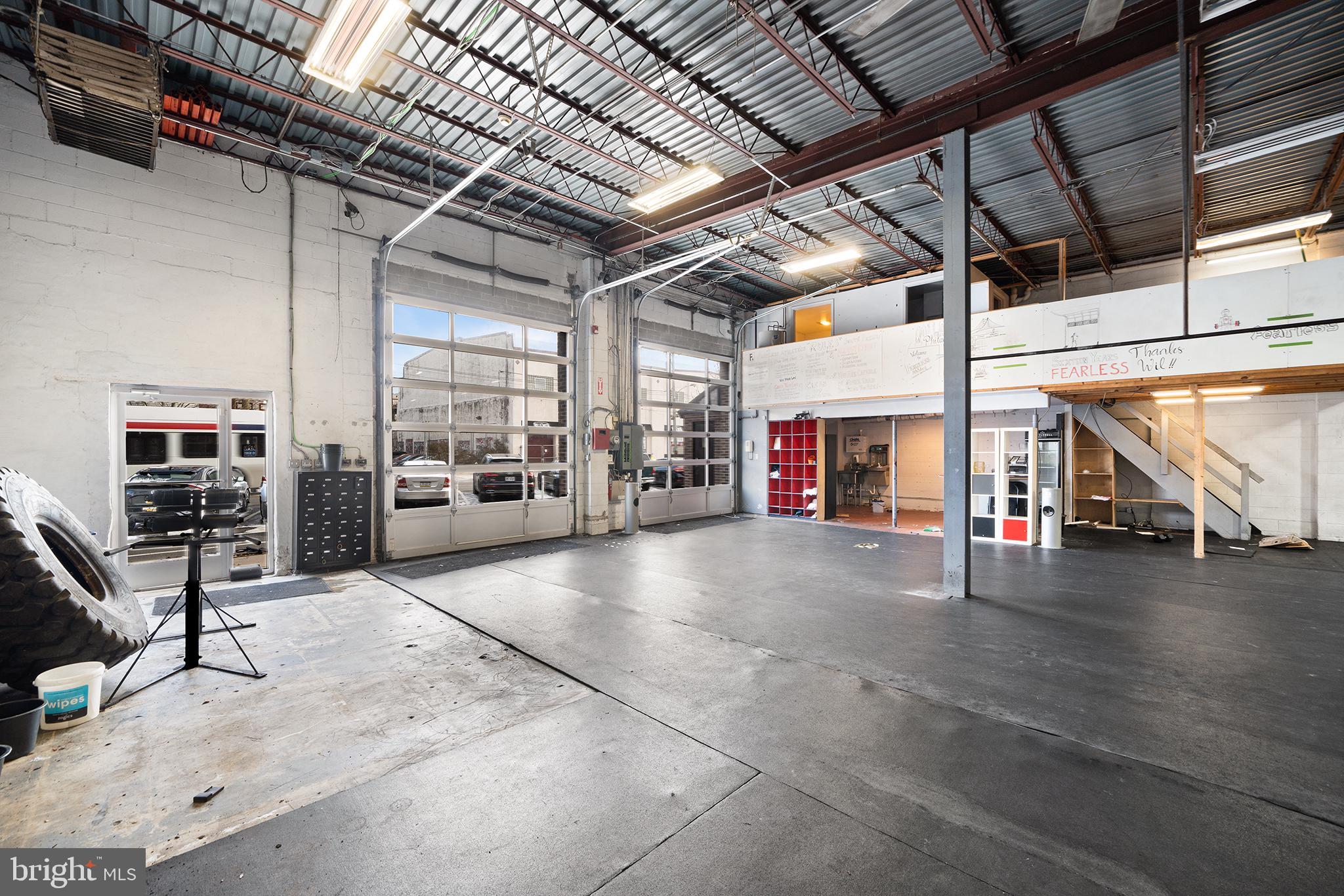 BELLA VISTA - Commercial Sale