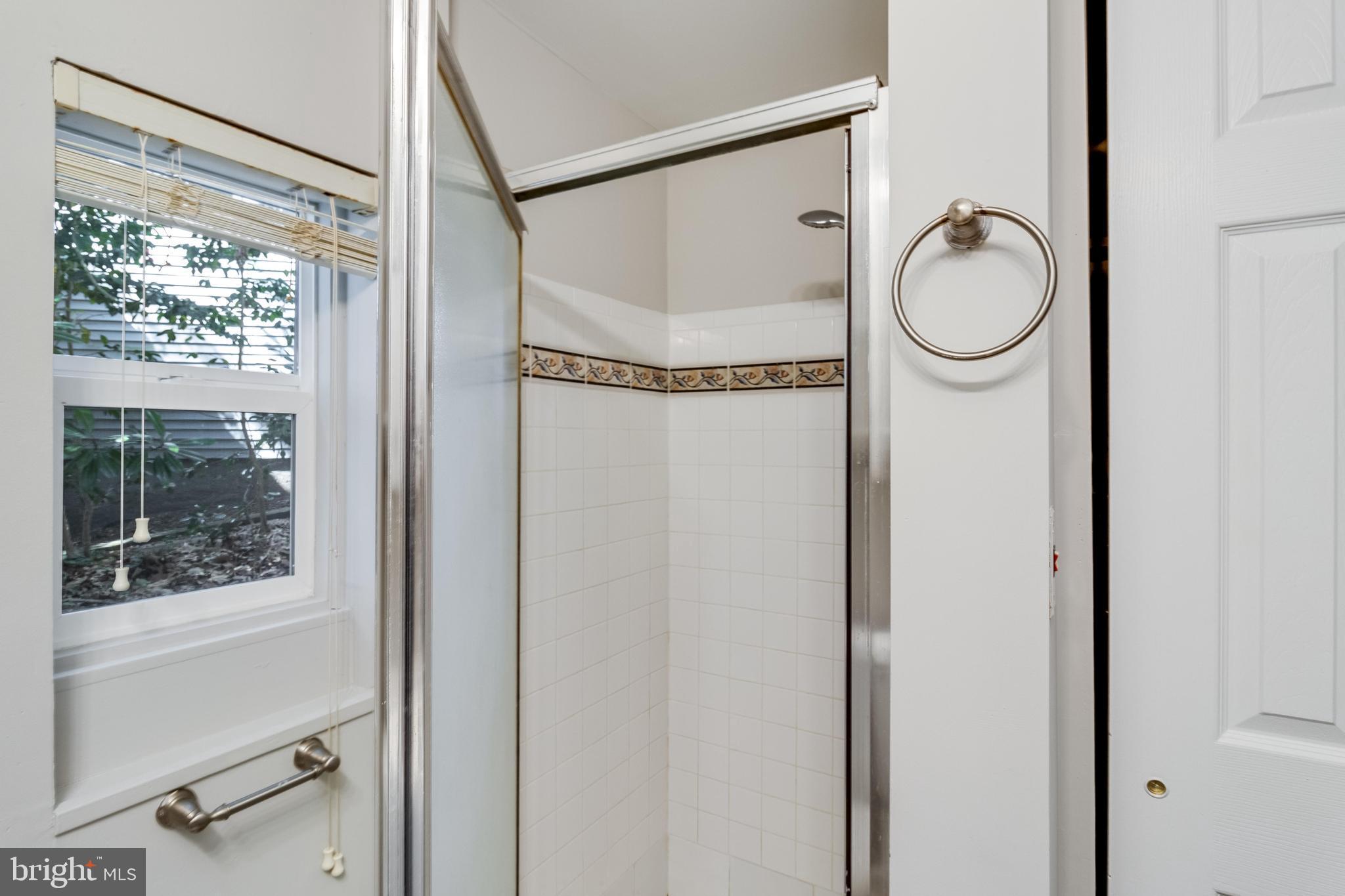 DRUM POINT - Residential