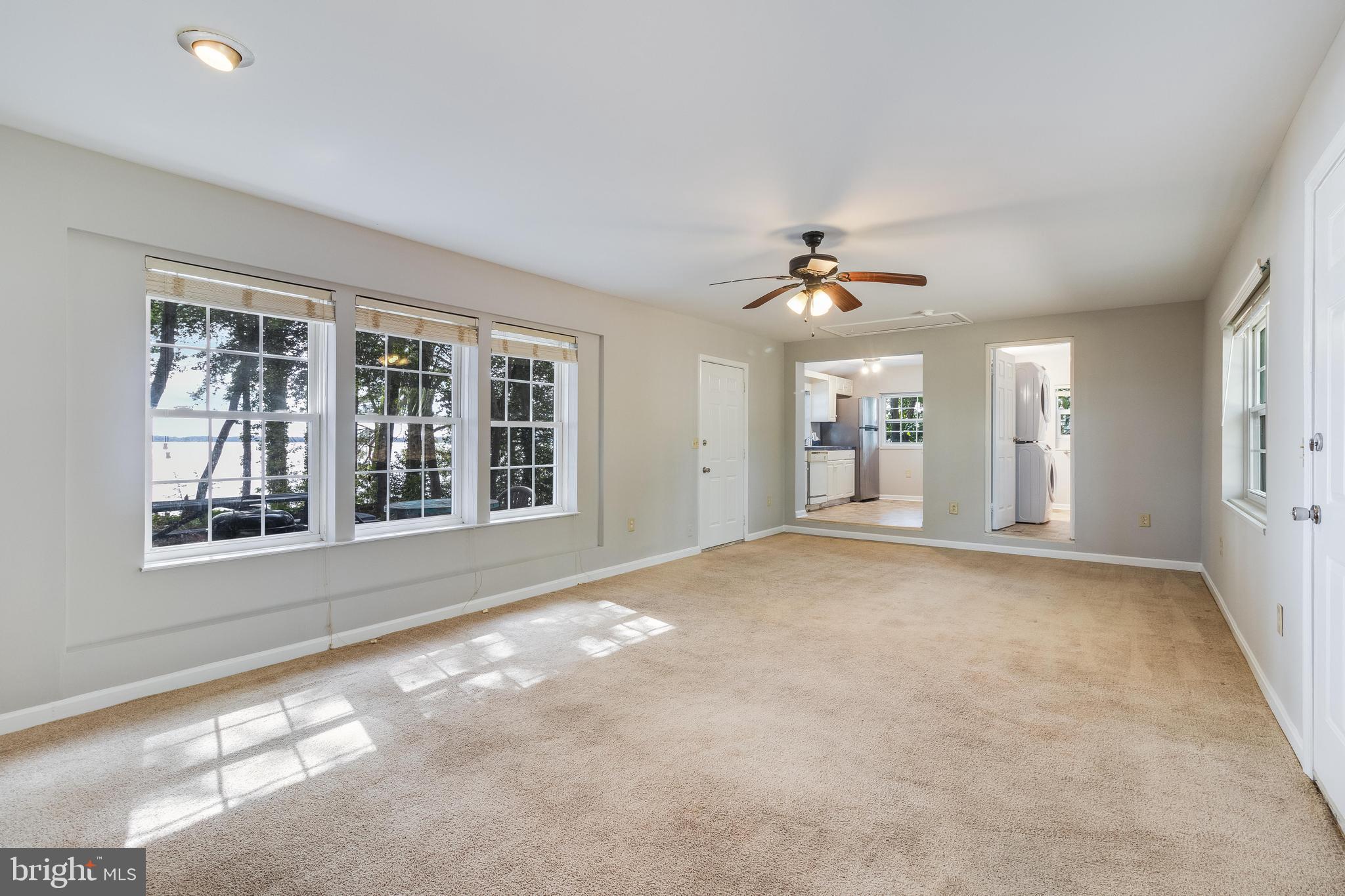 DRUM POINT - Residential