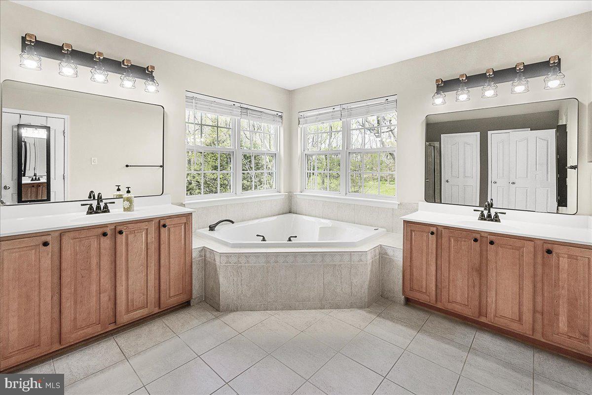 SENECA SPRINGS - Residential