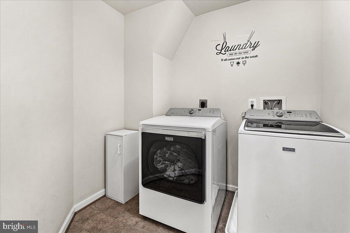 SENECA SPRINGS - Residential