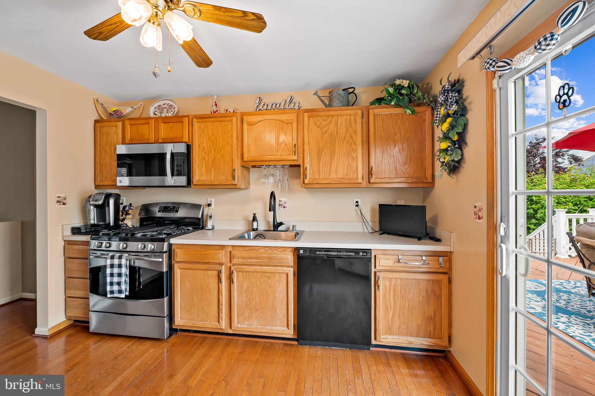 SENECA HARBOR - Residential