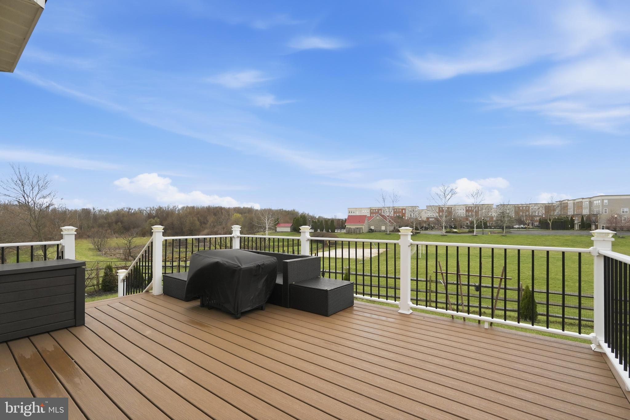 1707 DEARBOUGHT COURT