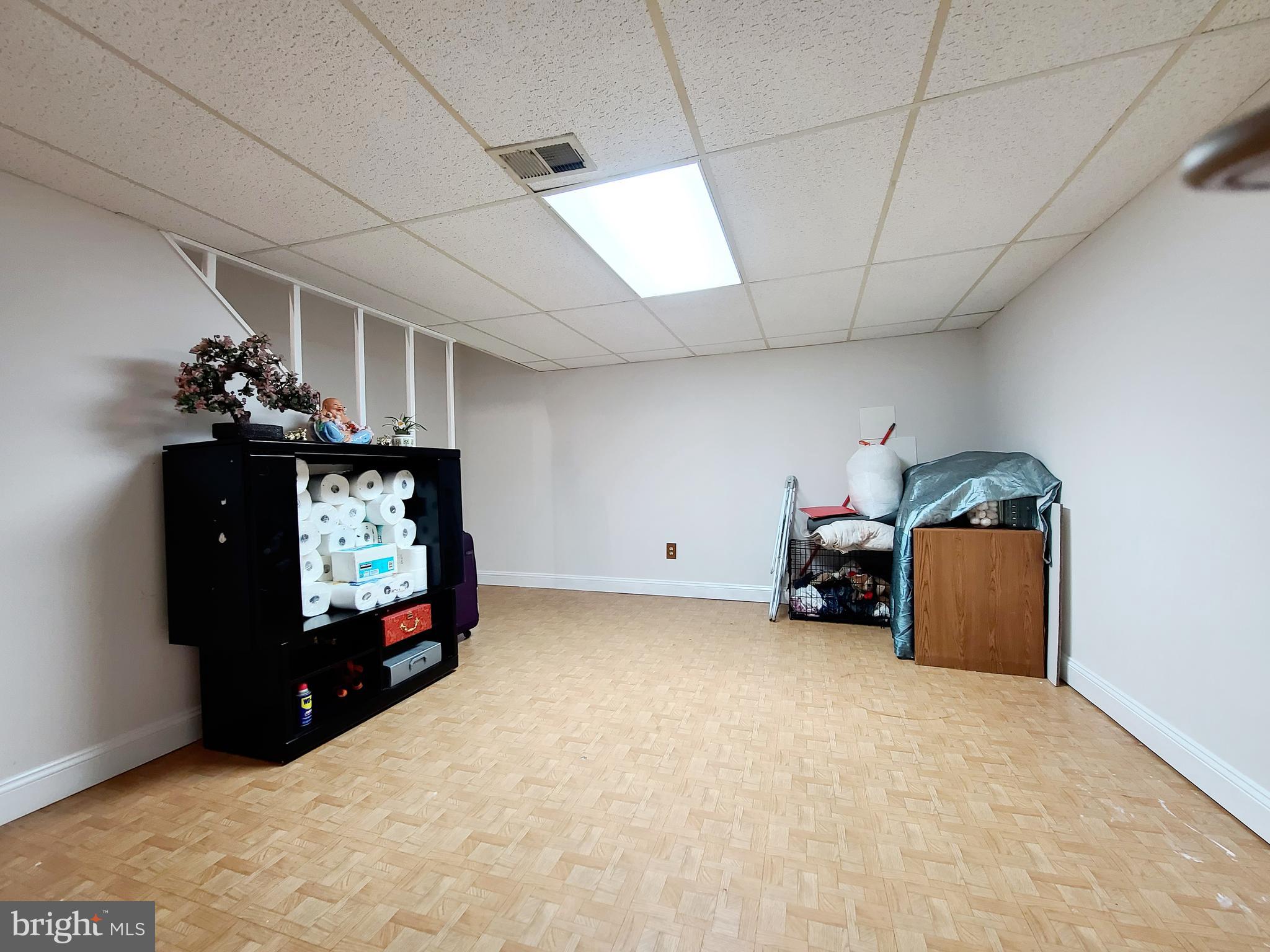 BELMONT - Residential