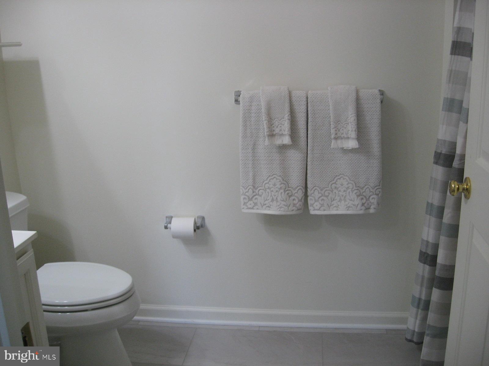 DEVONSHIRE AT WHITEMARSH - Residential