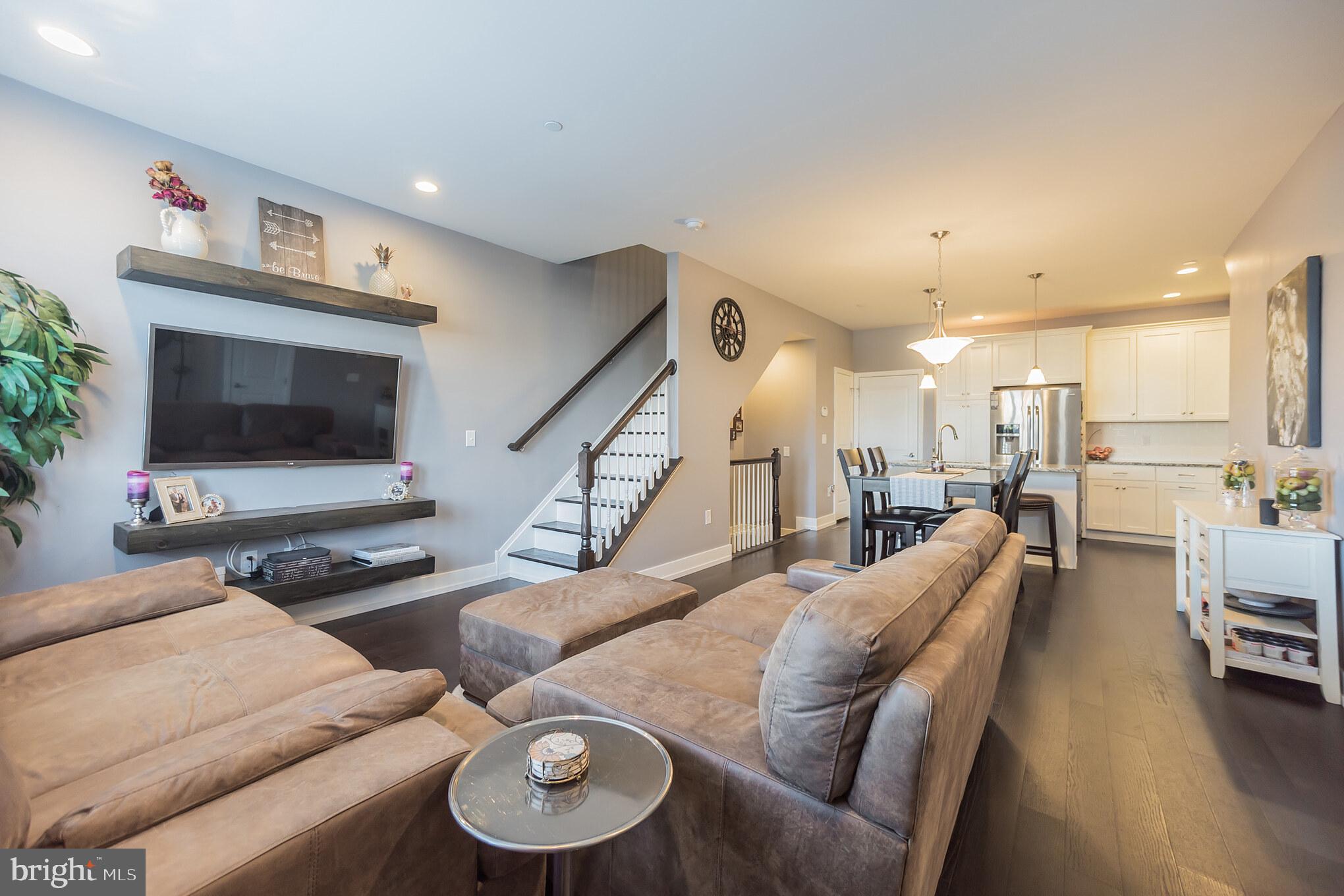 BROWNSTONES AT VF - Residential