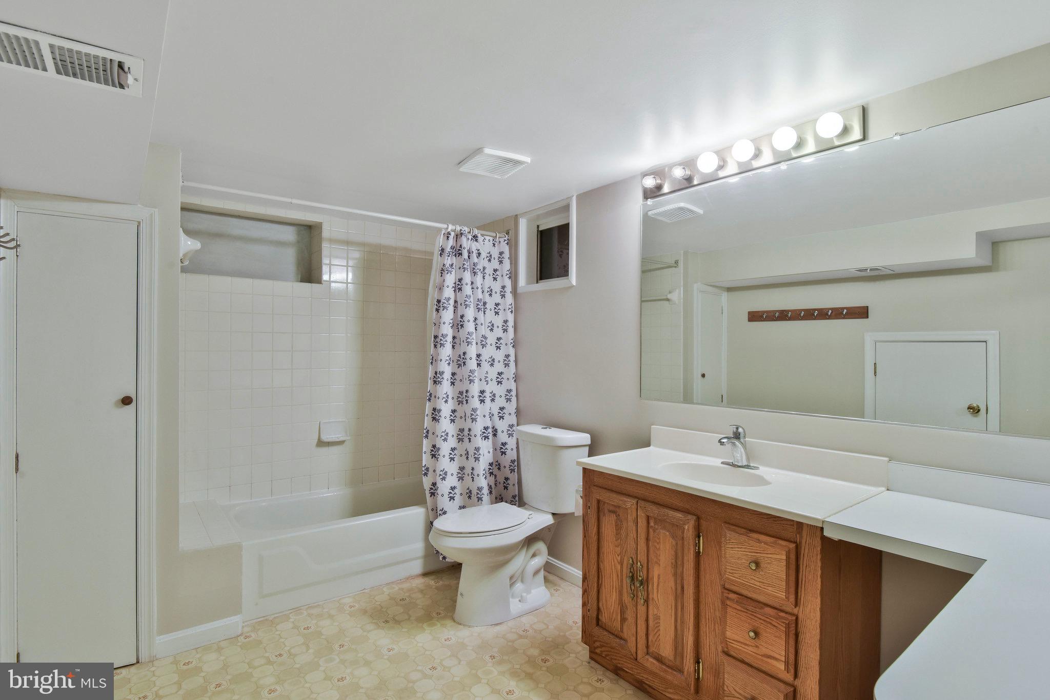 WESTMORE - Residential