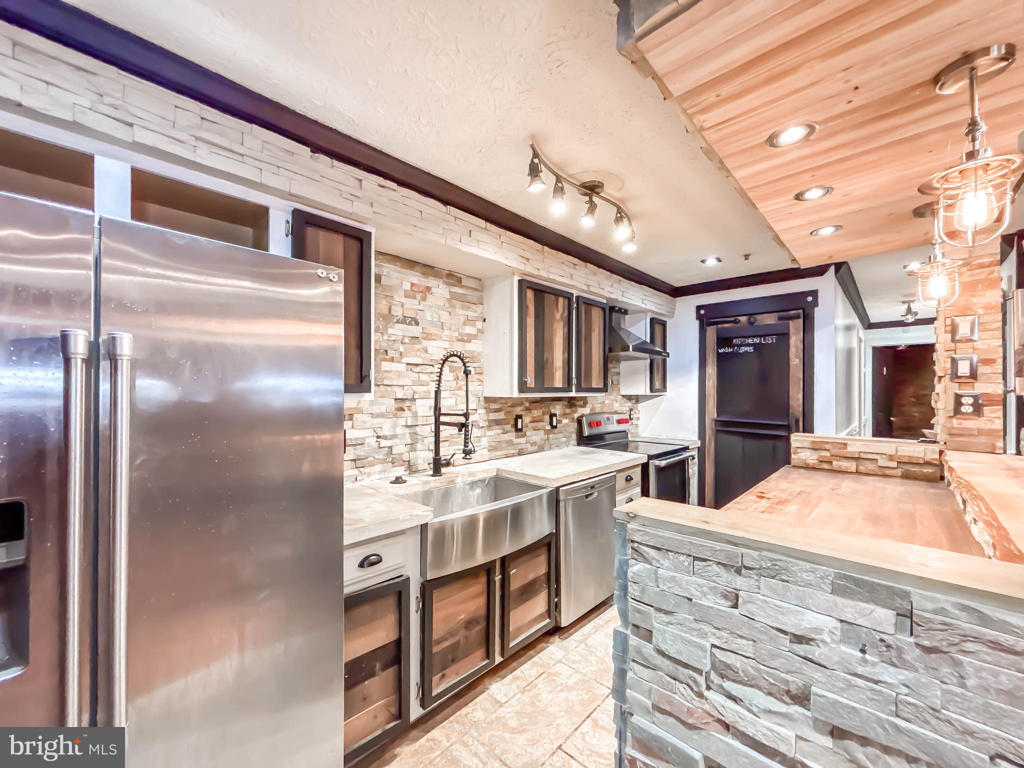 909 WOODBRIDGE COURT H 909-H