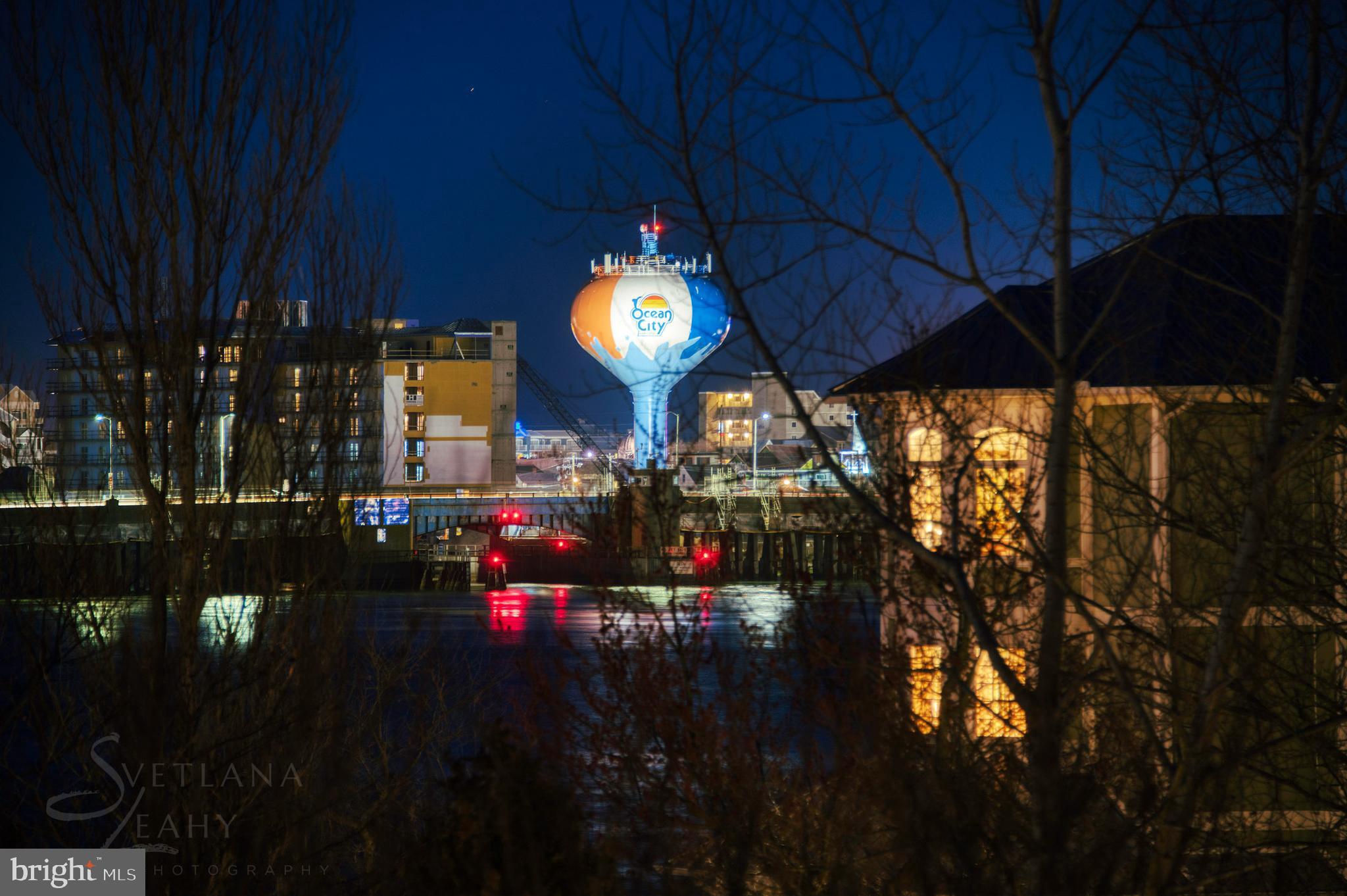 MARTHA'S  LANDING - Residential