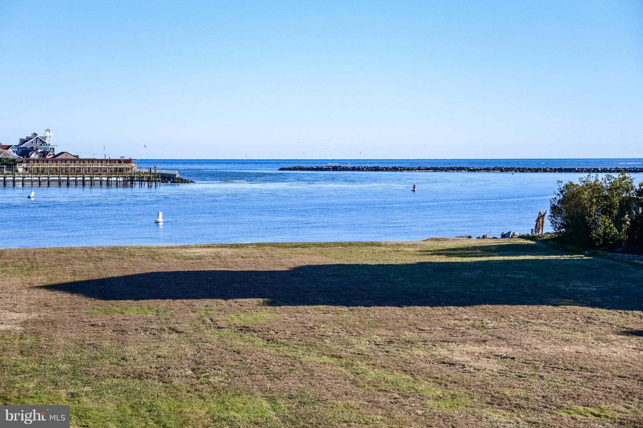 MARTHA'S  LANDING - Residential
