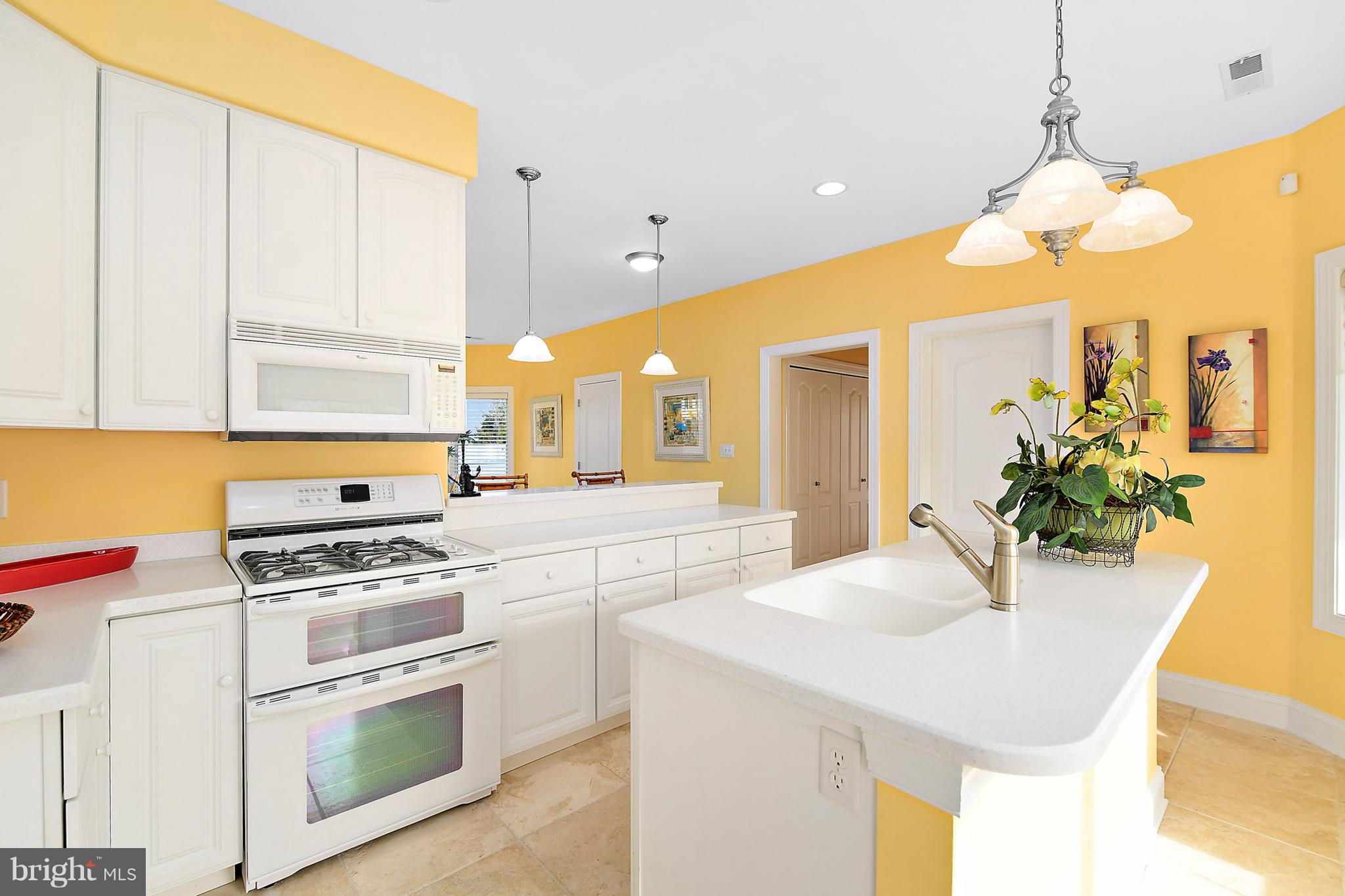 MARTHA'S  LANDING - Residential