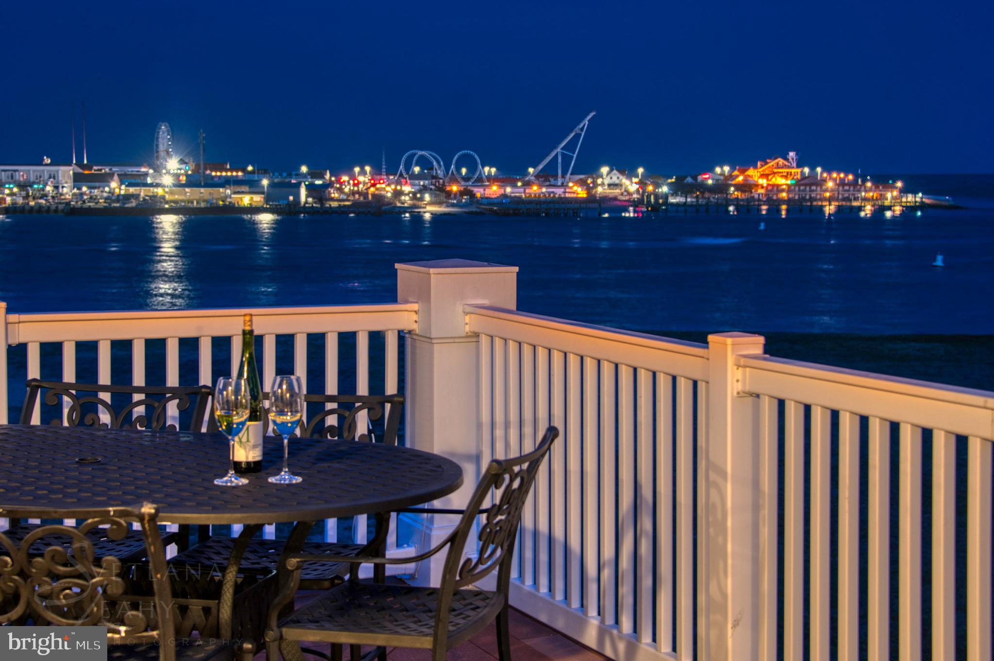 MARTHA'S  LANDING - Residential