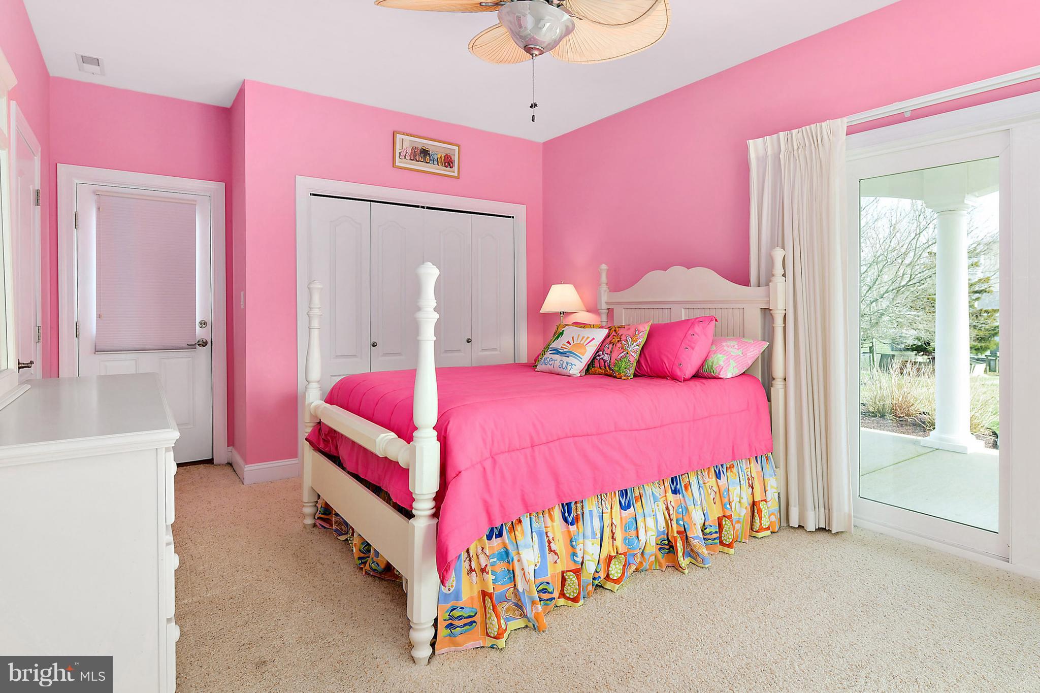 MARTHA'S  LANDING - Residential