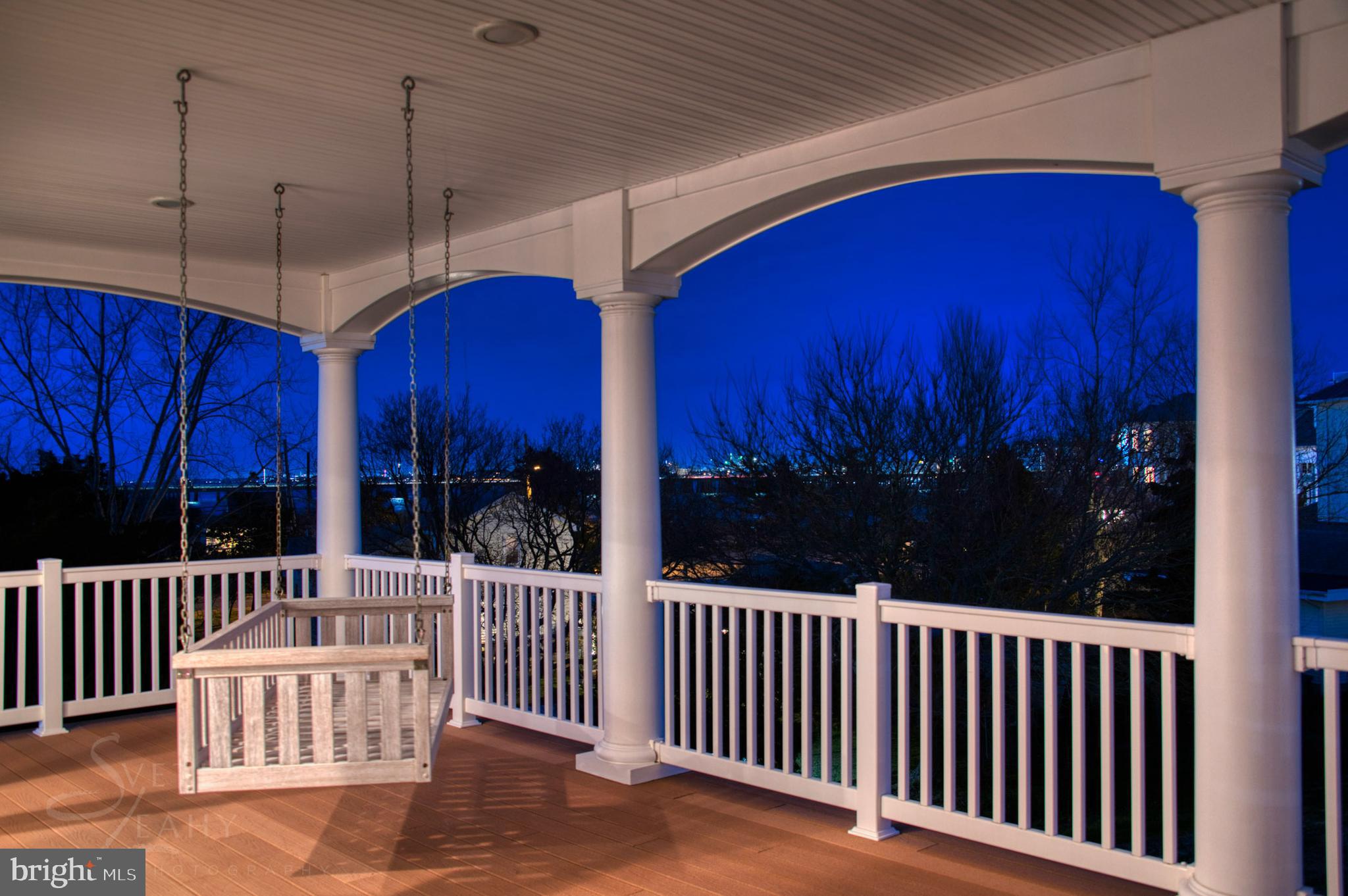 MARTHA'S  LANDING - Residential