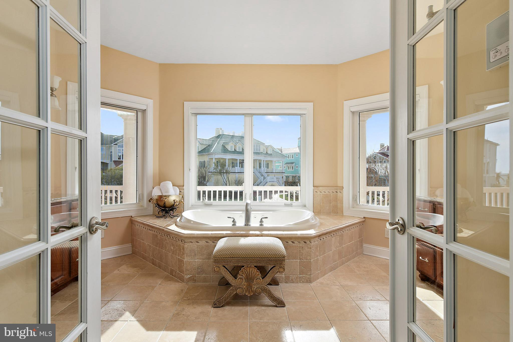 MARTHA'S  LANDING - Residential