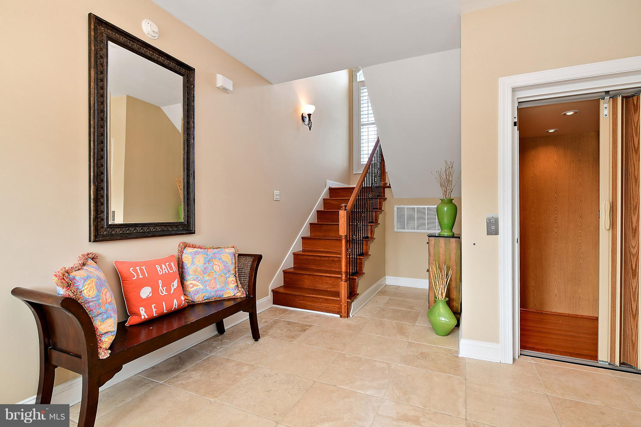 MARTHA'S  LANDING - Residential