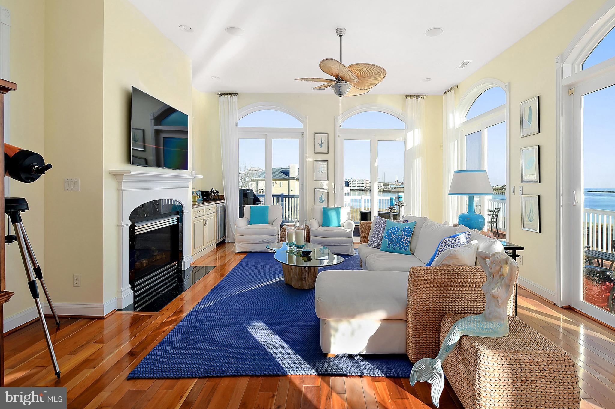 MARTHA'S  LANDING - Residential