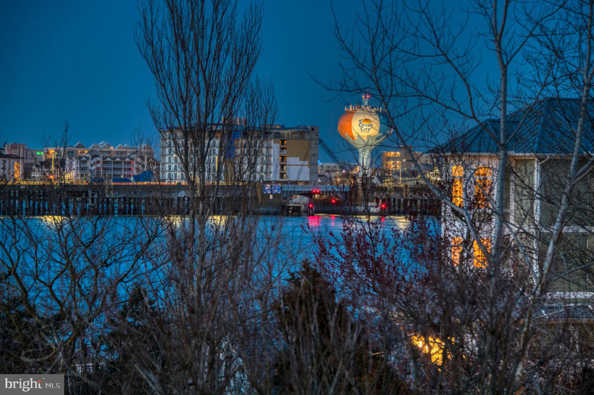 MARTHA'S  LANDING - Residential