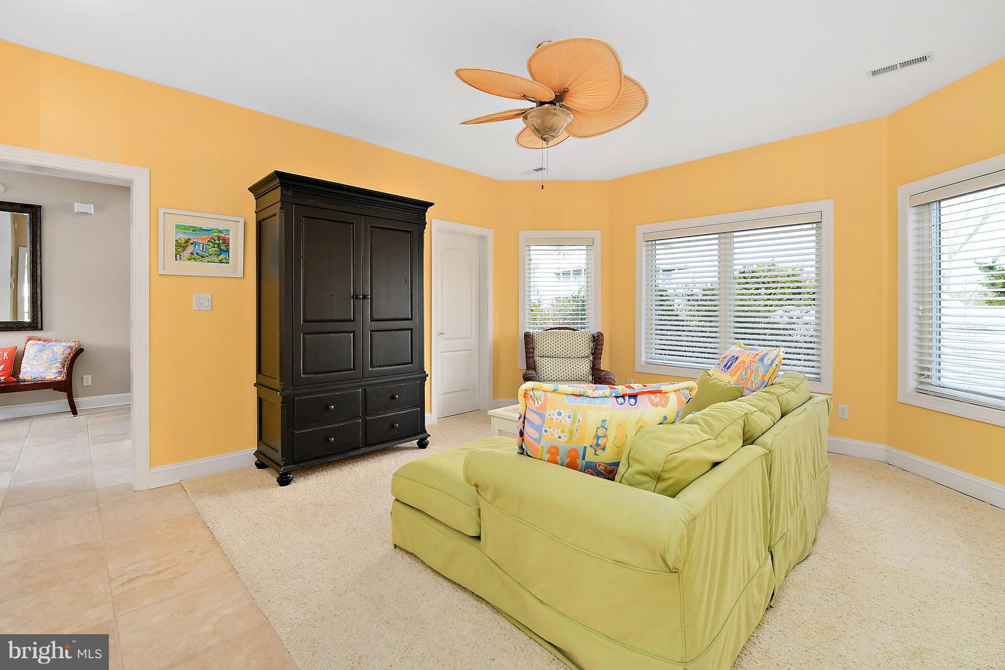 MARTHA'S  LANDING - Residential