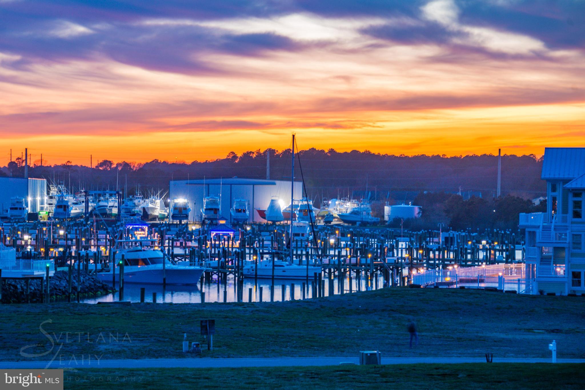 MARTHA'S  LANDING - Residential