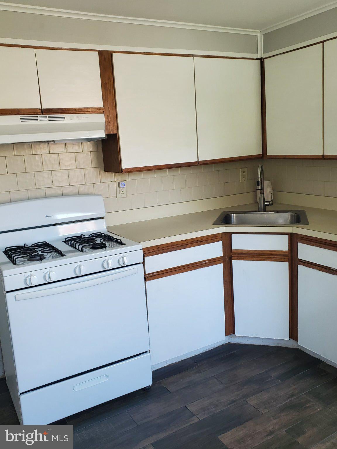 436 PENNINGTON AVENUE #2