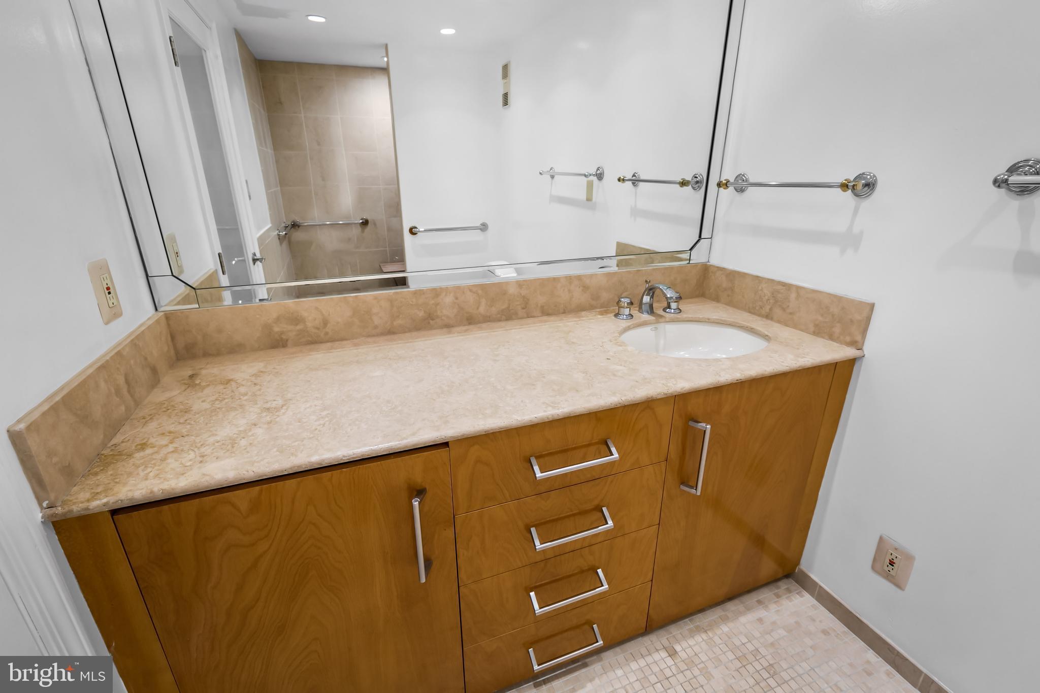 INNER HARBOR - Residential