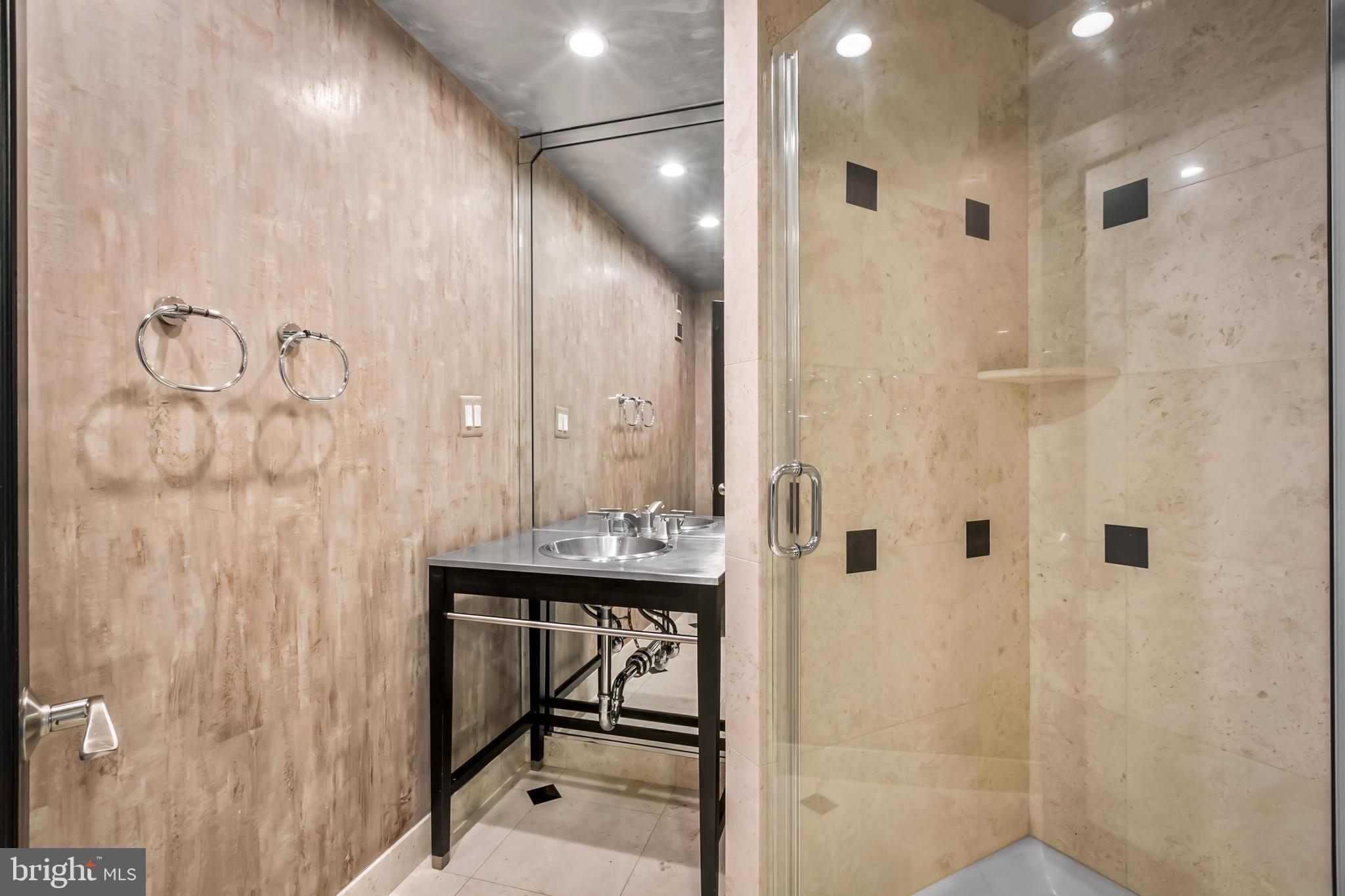 INNER HARBOR - Residential