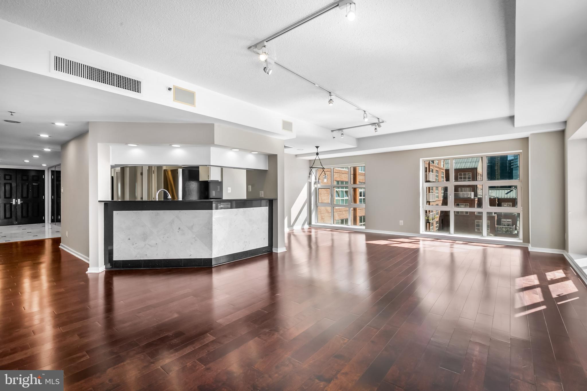 INNER HARBOR - Residential