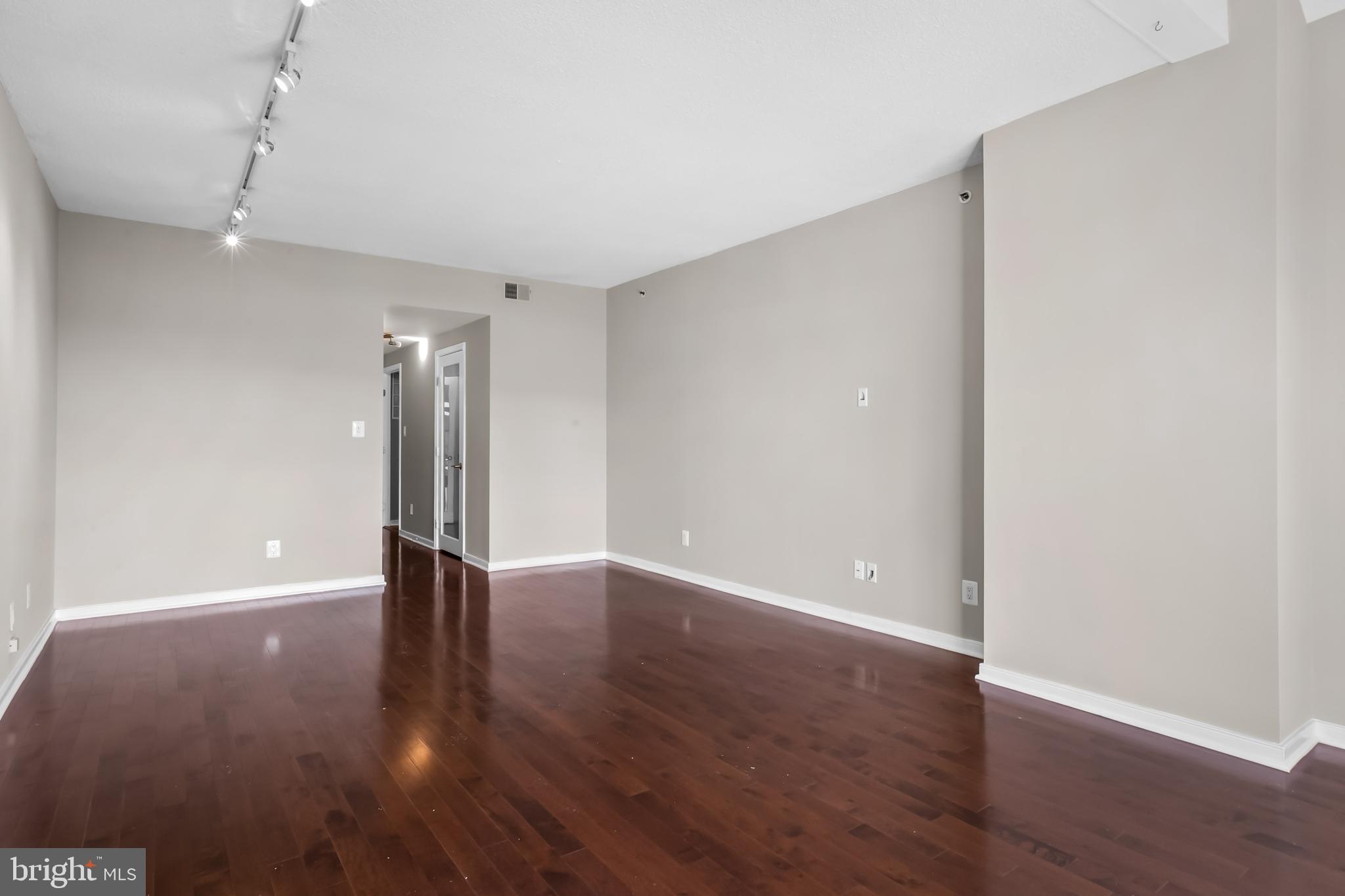 INNER HARBOR - Residential