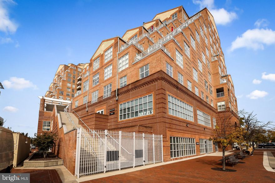 You will be amazed at this high-end water side condo, fully furnished with stunning panoramic views of the harbor and city. Fantastic location just a short stroll to the Inner Harbor, Harbor East and Fells Point; Renovated with exquisite final touches, and features a gourmet kitchen, primary bath suite, gorgeous wood flooring.. DEEDED PARKING INCLUDED!
