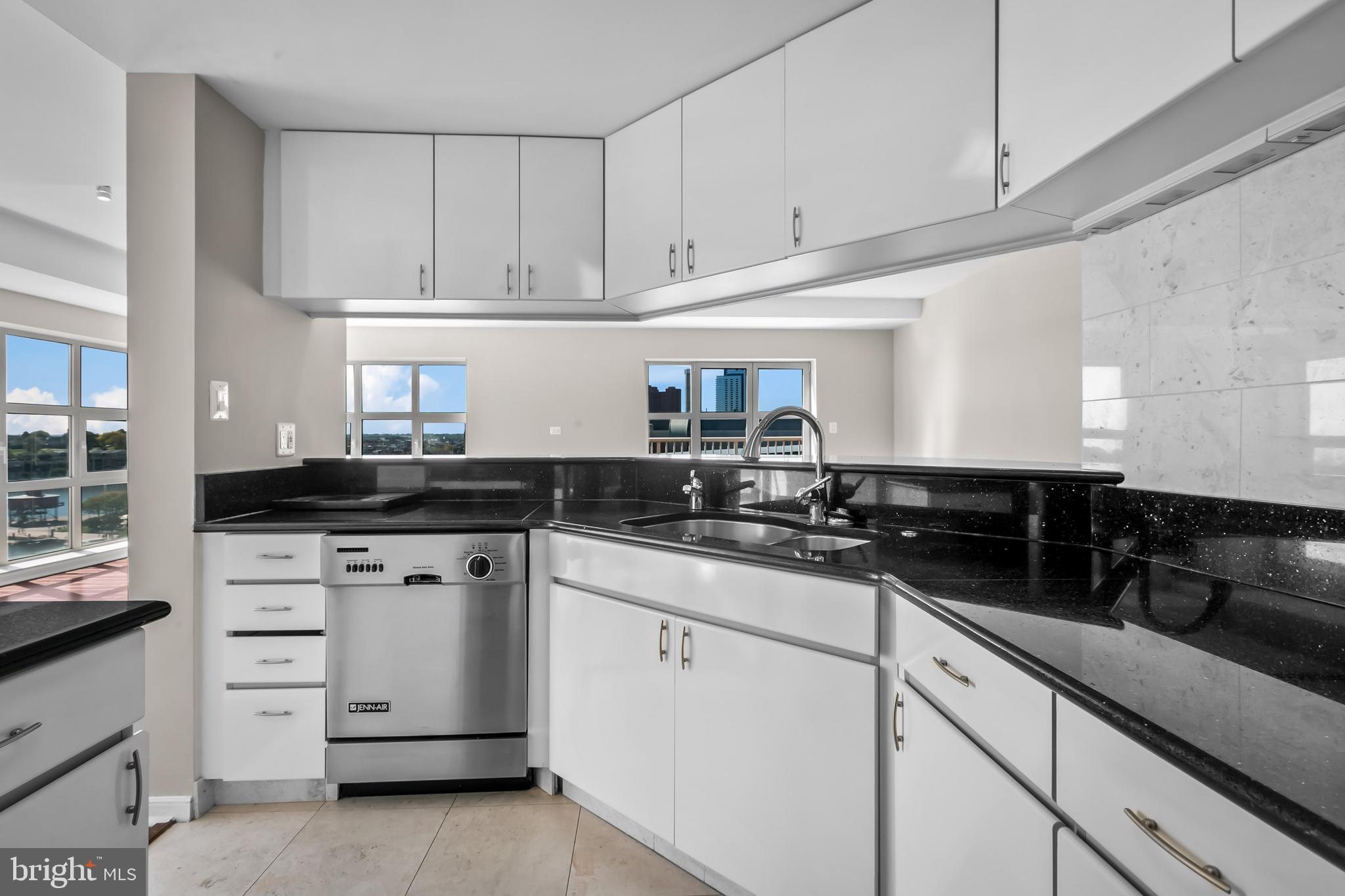 INNER HARBOR - Residential