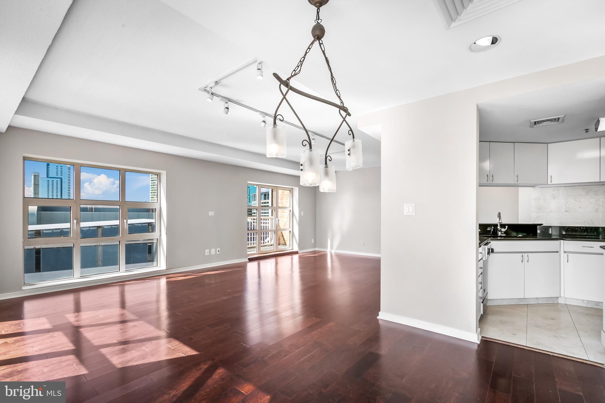 INNER HARBOR - Residential