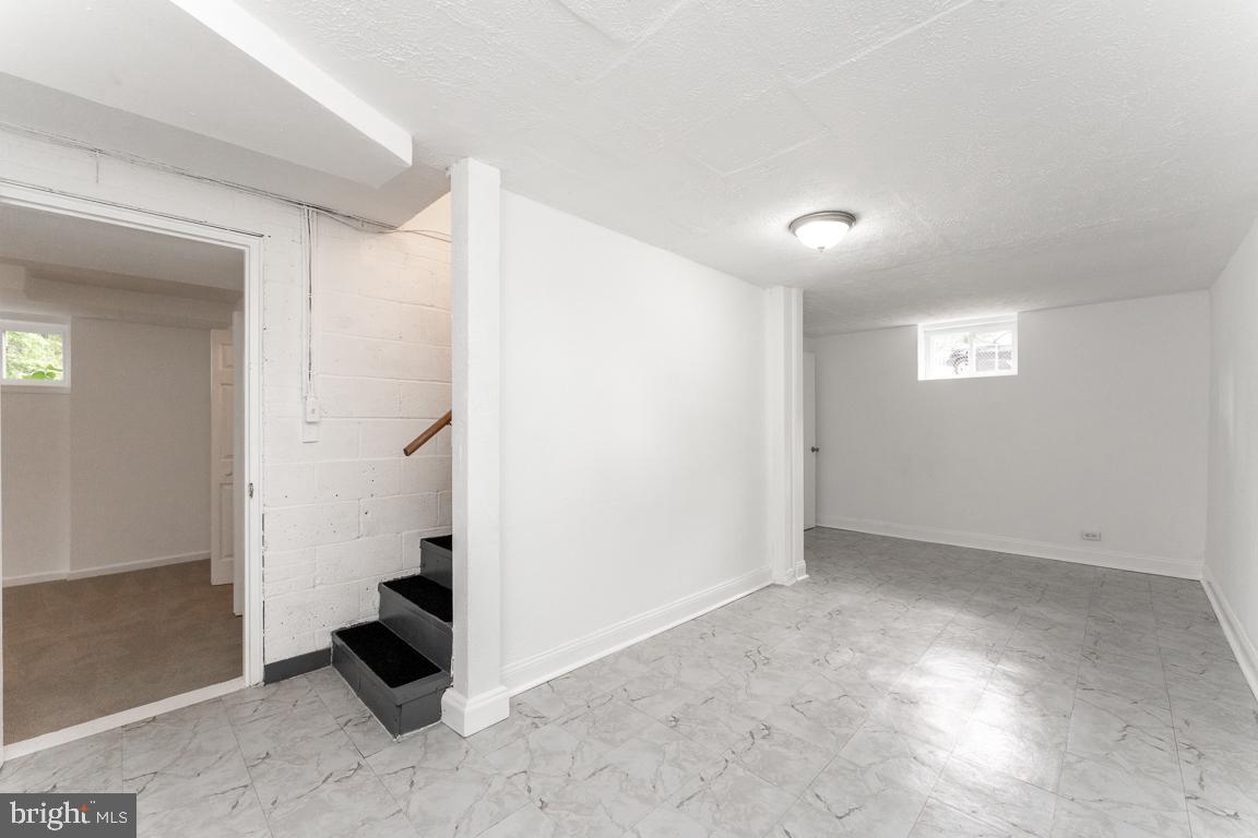 HIGHVIEW - Residential