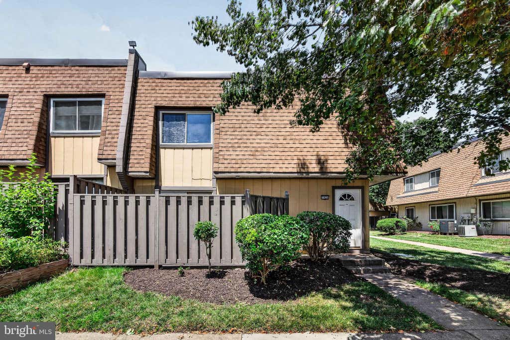 Photo of 7926 San Leandro Place #A, ALEXANDRIA, VA 22309 (MLS # VAFX2332662)