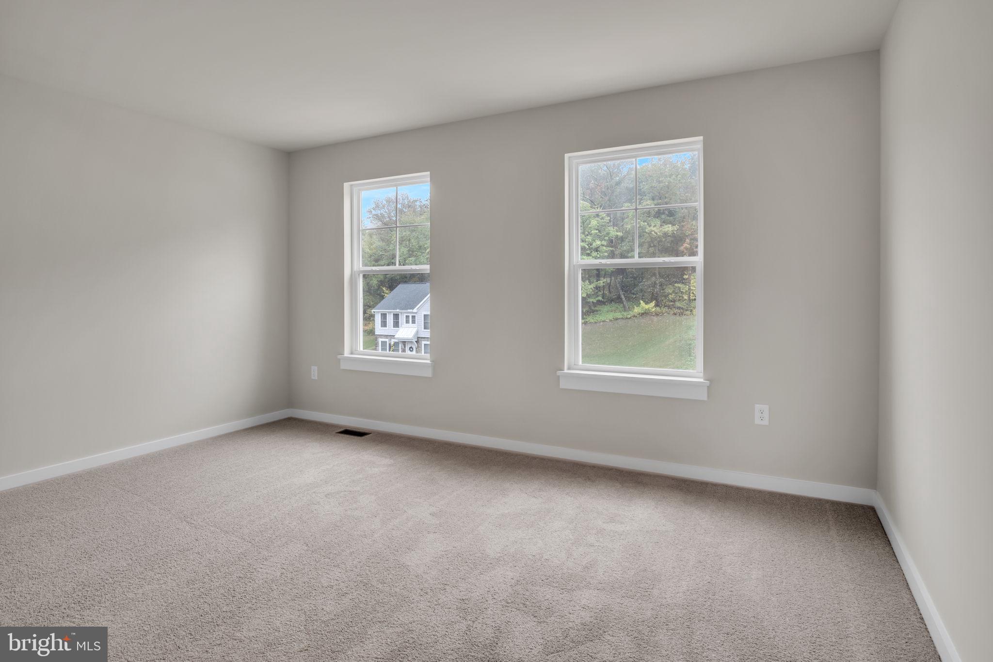 ROCKVILLE ESTATES - Residential