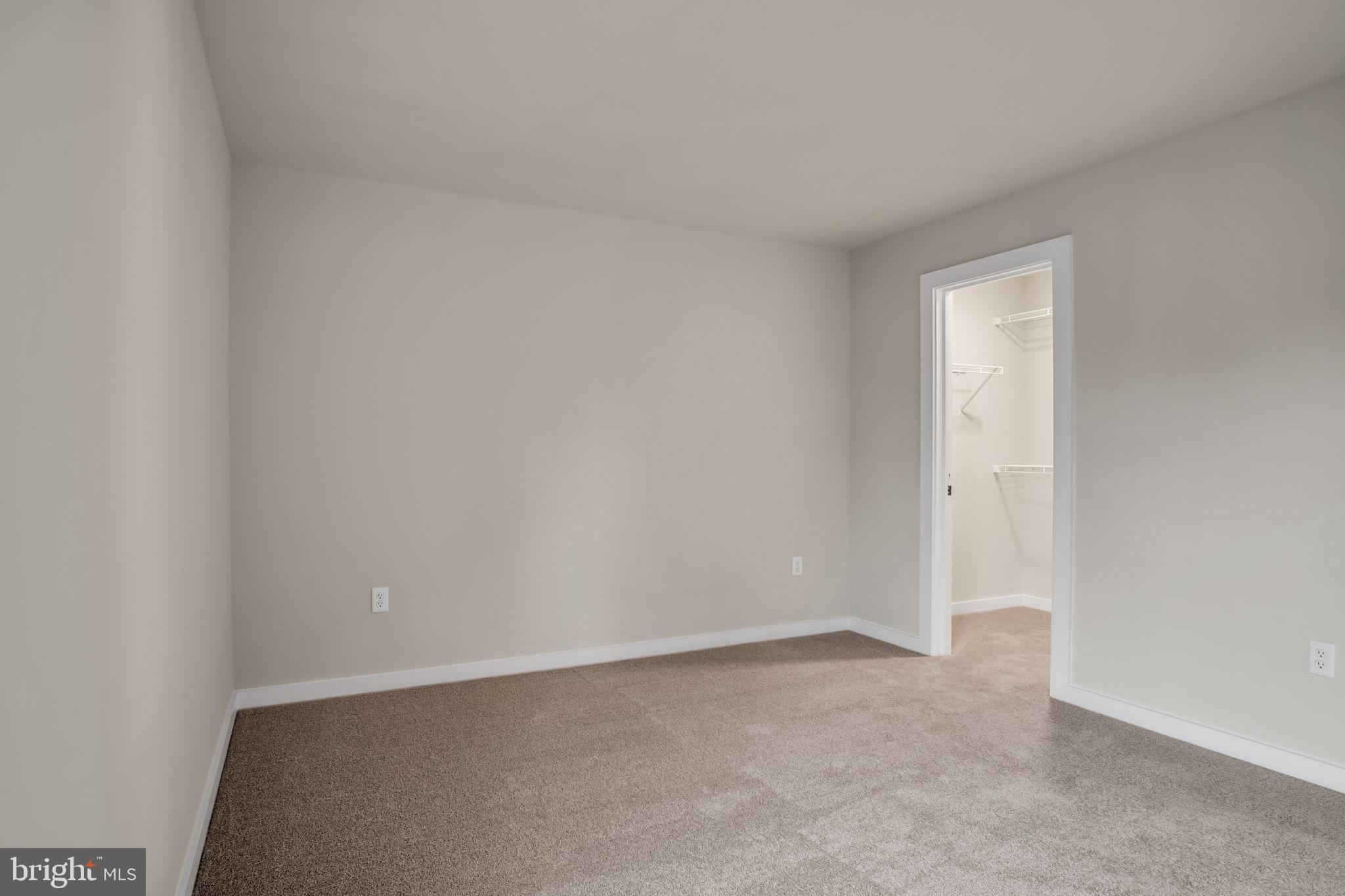 ROCKVILLE ESTATES - Residential