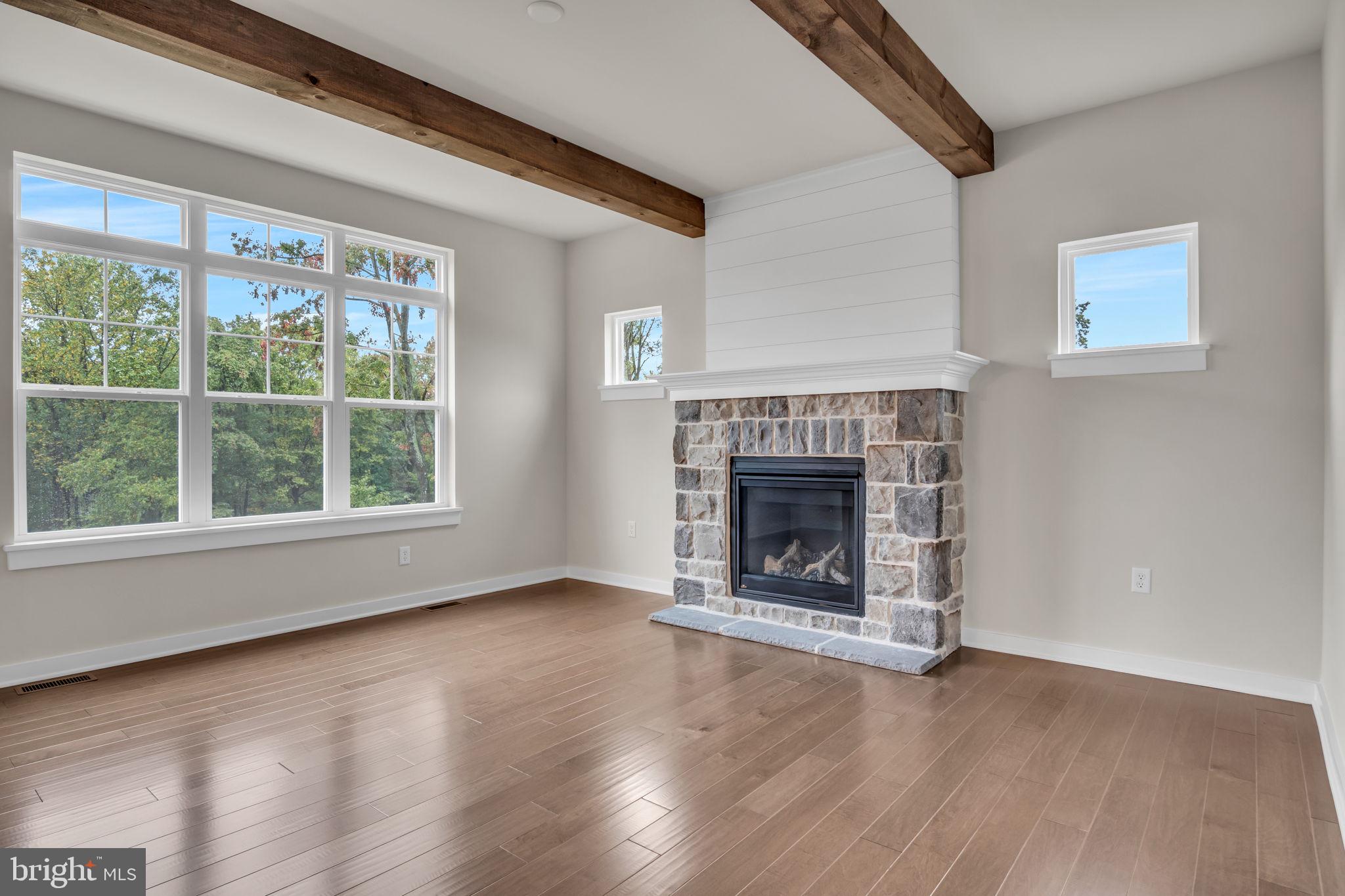 ROCKVILLE ESTATES - Residential