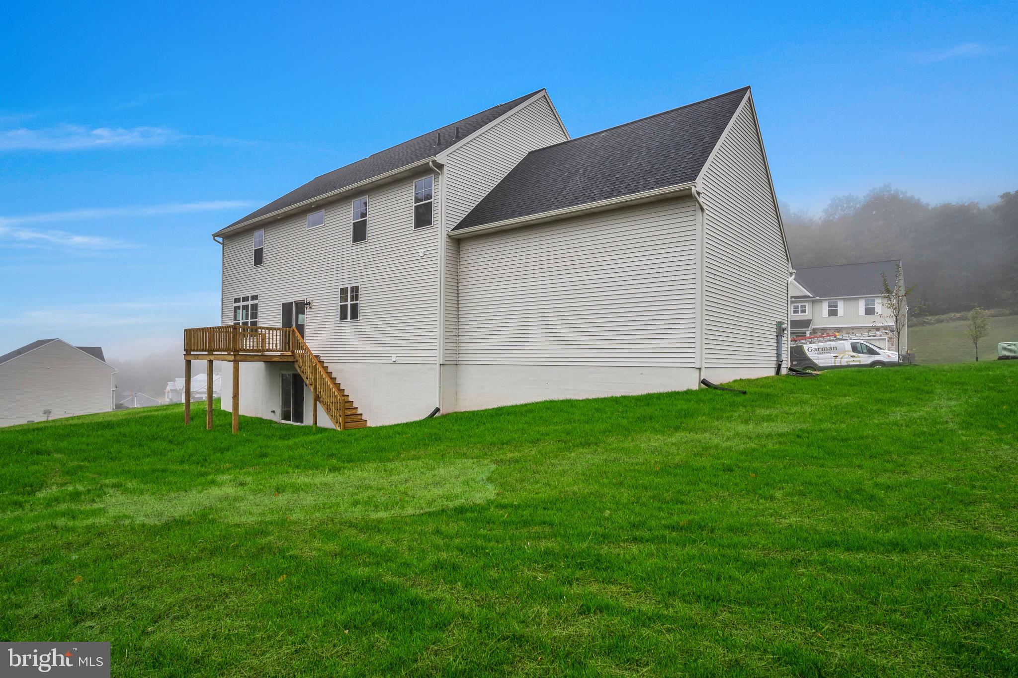 ROCKVILLE ESTATES - Residential