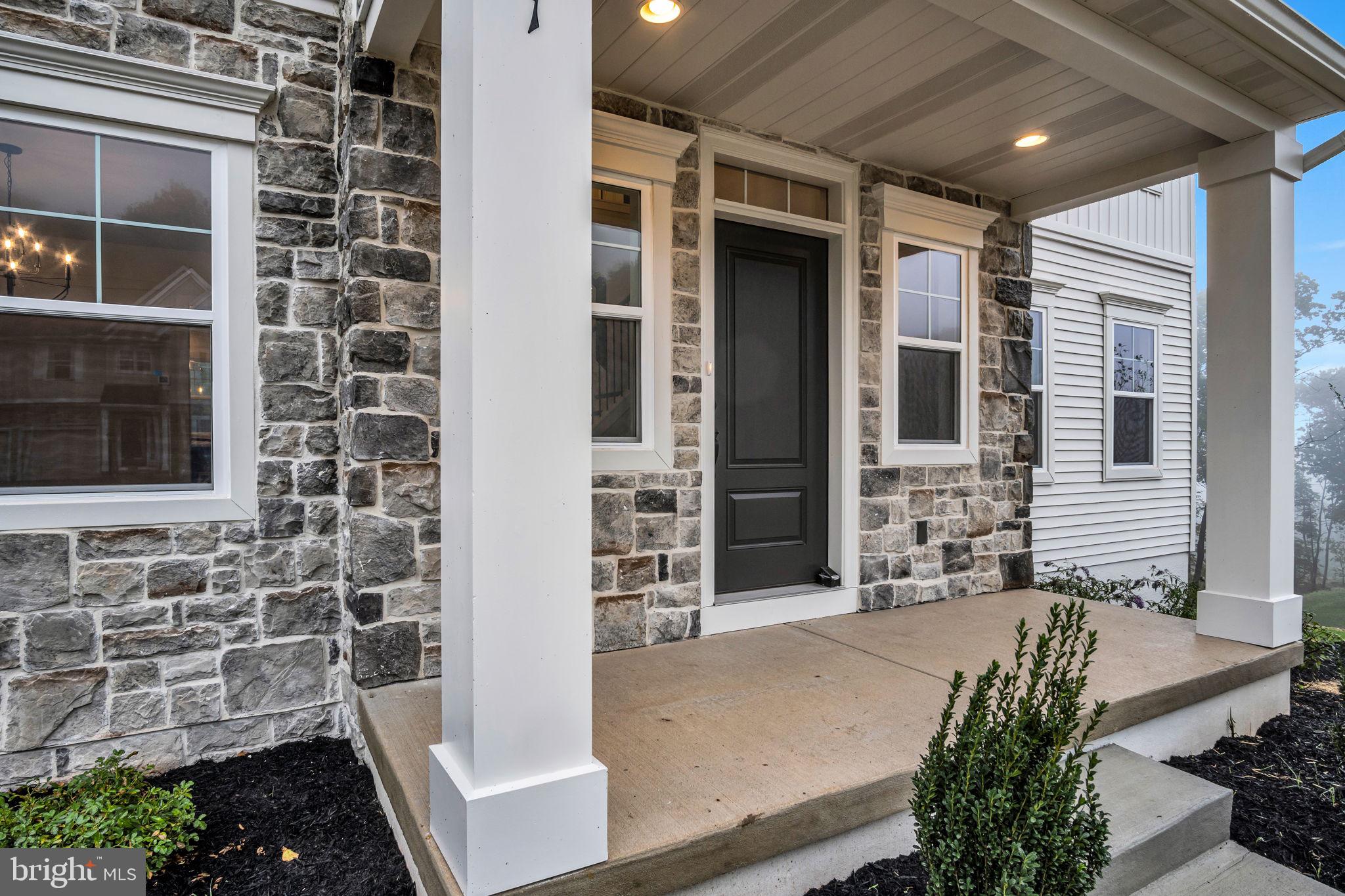 ROCKVILLE ESTATES - Residential