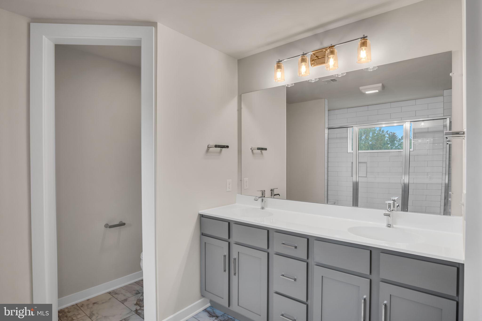 ROCKVILLE ESTATES - Residential