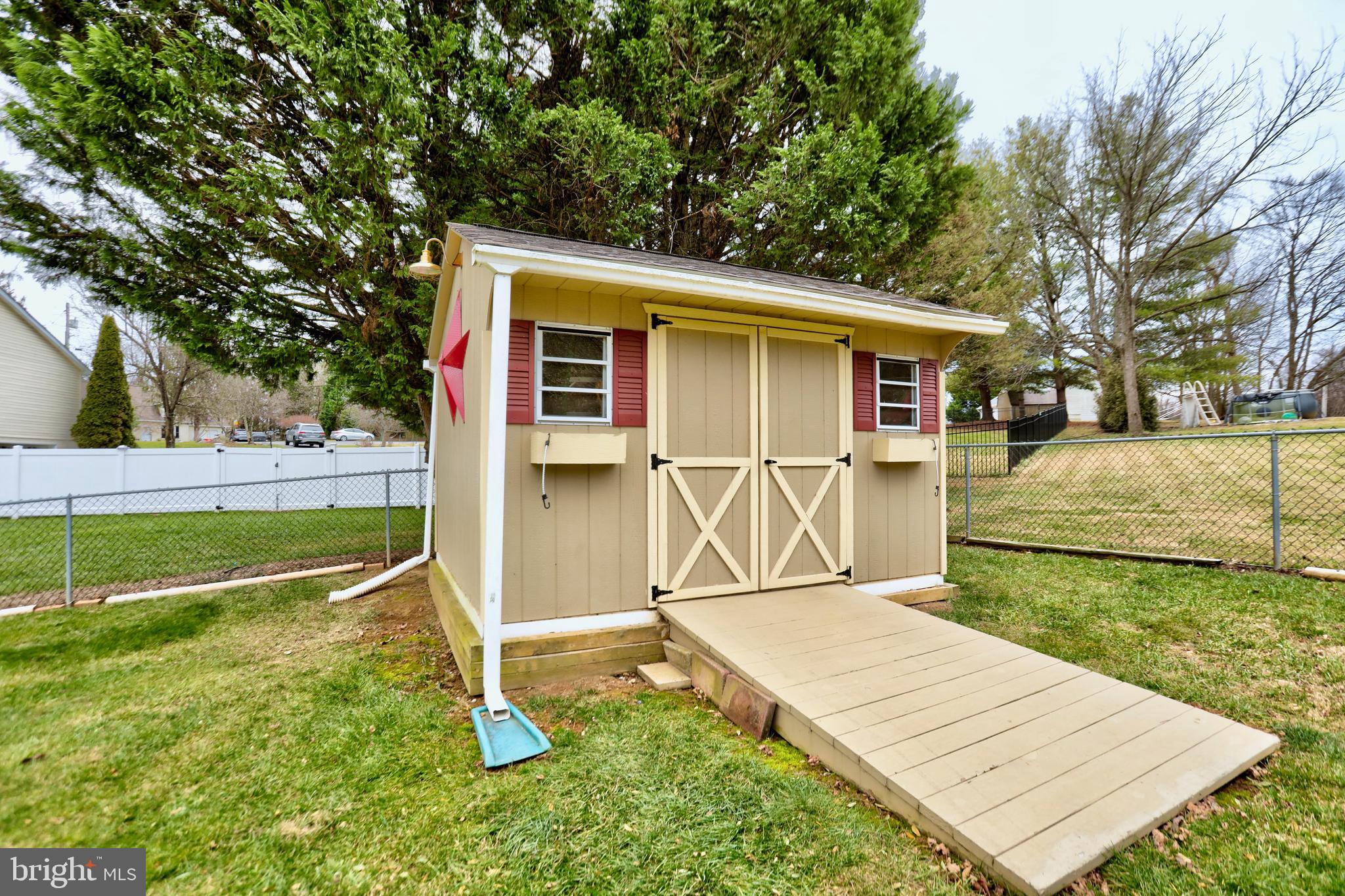 SPRING VALLEY - Residential