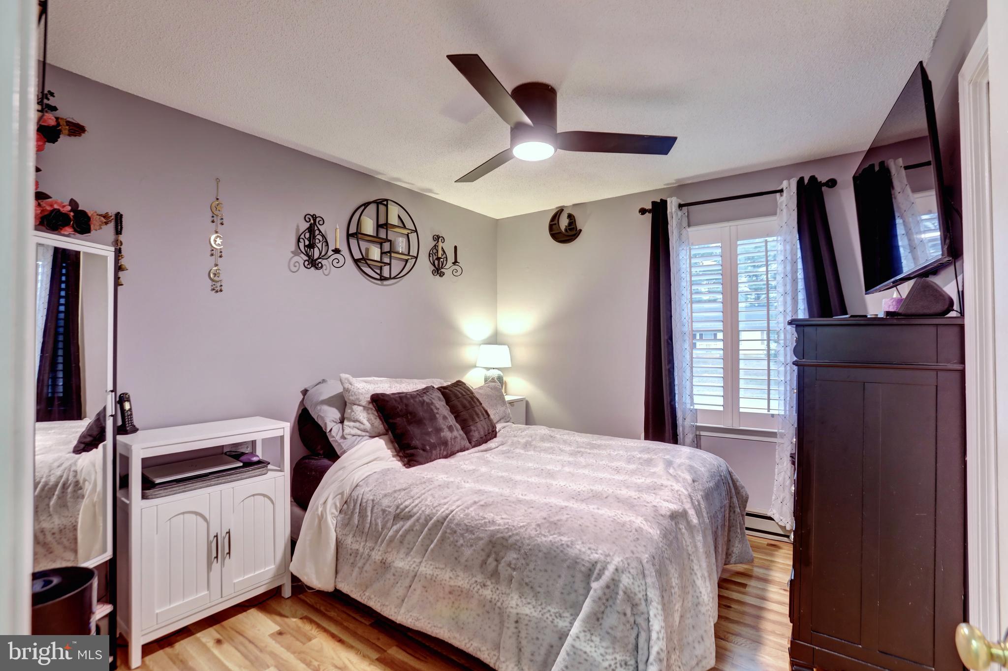 SPRING VALLEY - Residential