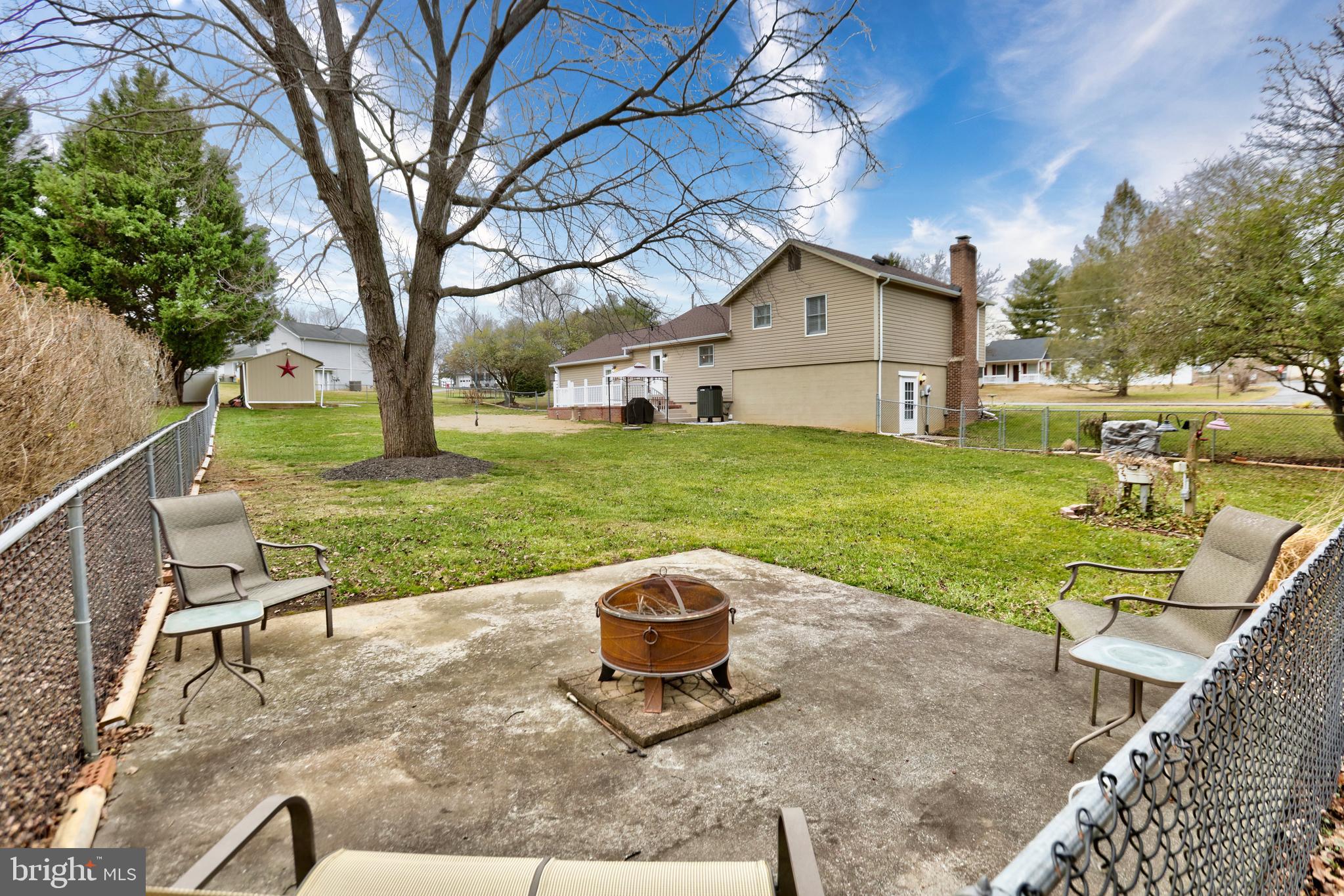 SPRING VALLEY - Residential