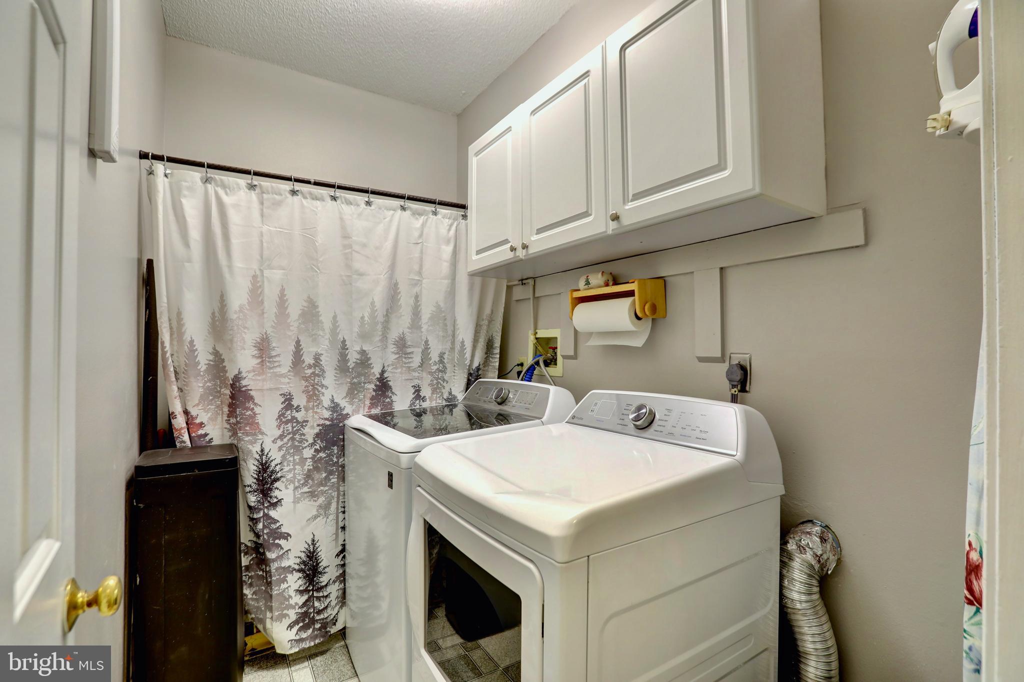 SPRING VALLEY - Residential