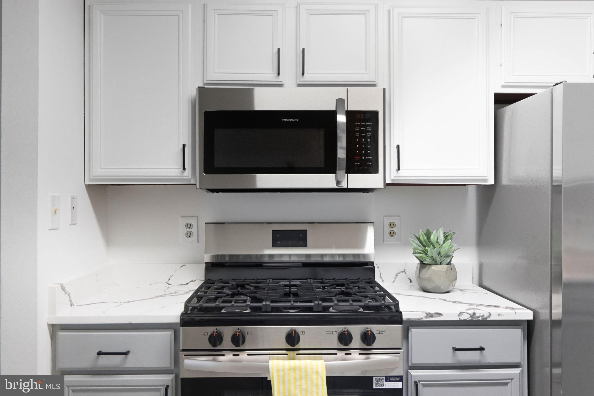 STRATFORD CONDOS - Residential